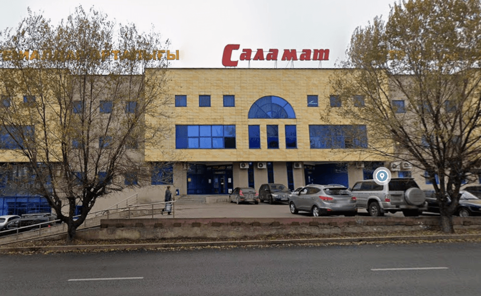 Витрина магазина Gappo-Frap магазин премиальной сантехники
